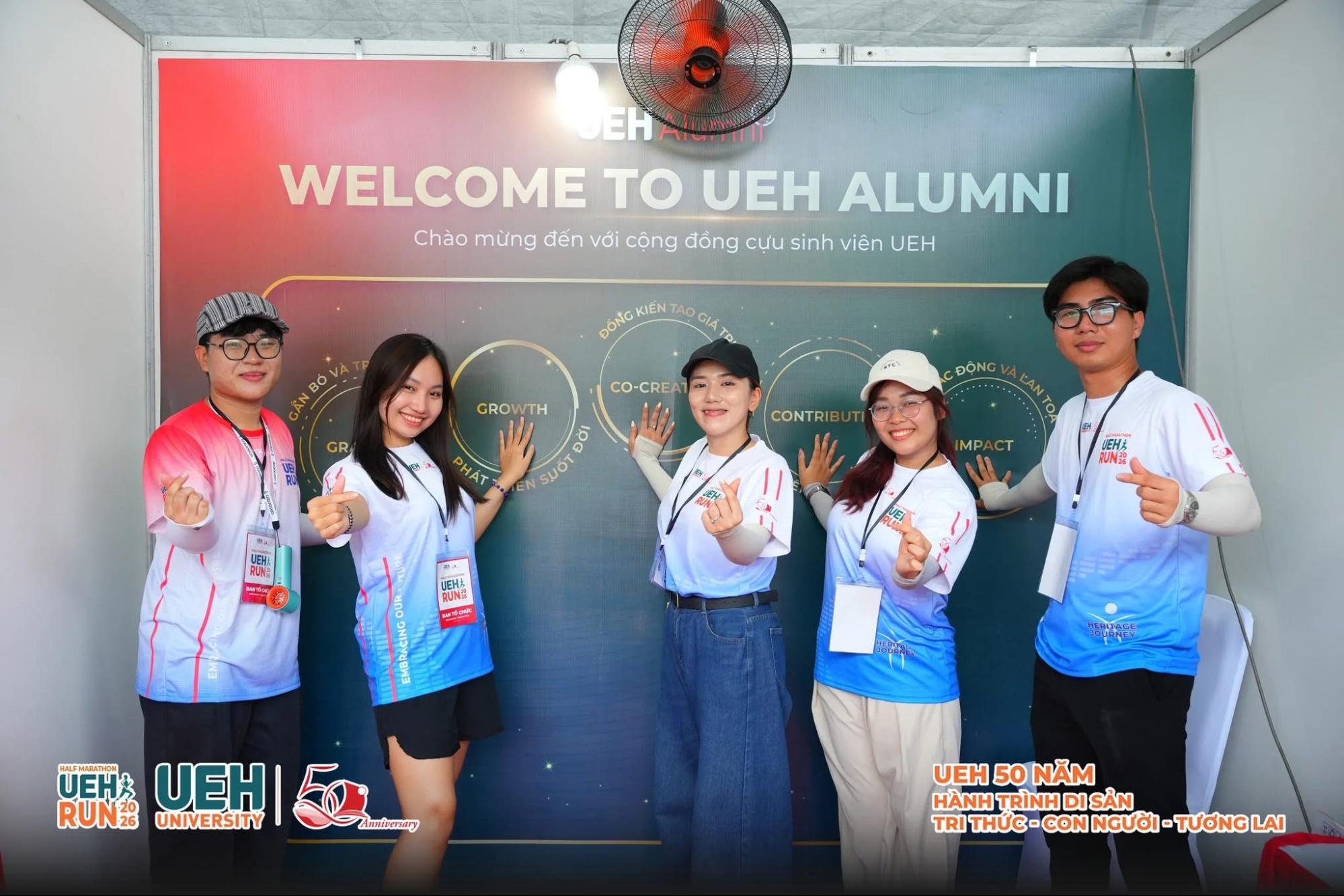 Gian hàng UEH Alumni tại Expo day UEH Run Half Marathon 2026: Kết nối cộng đồng, lan tỏa niềm tự hào cựu sinh viên UEH 
