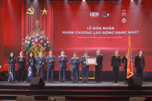 Dấu mốc 50 năm UEH: Vinh dự đón nhận Huân chương Lao động hạng Nhất, khẳng định khát vọng vươn tầm